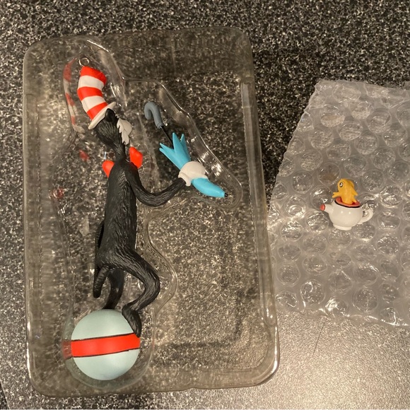 NWT Vintage Hallmark 1999 Keepsake Ornament “The Cat in the Hat” - Picture 7 of 11